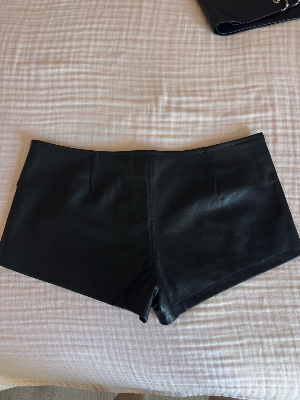 Edikted Mini Low Rise Short With Studded Details - Picture 3 of 3